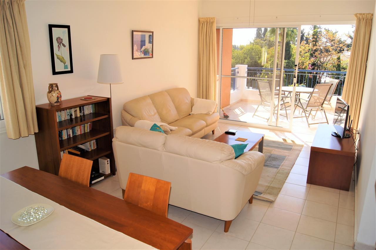 Paradise Gardens Prestige And Lovely Apartment Paphos Exterior foto